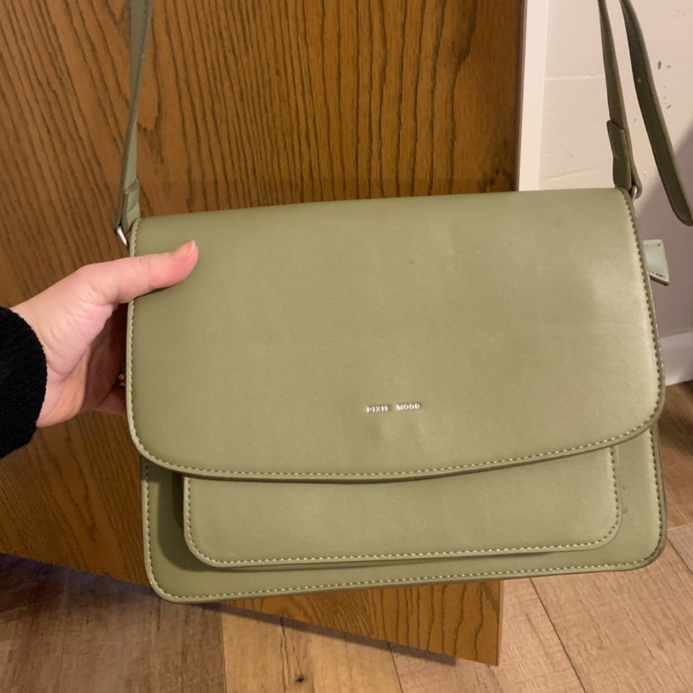 LIKE NEW Pixie Mood olive green Zoe bag